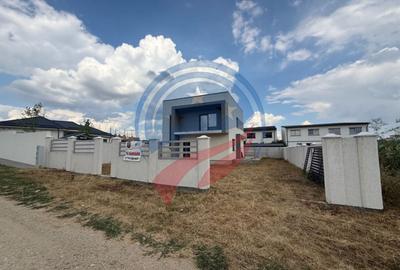 Casă individuală cu 5 camere cu Canalizare în Preajba - 14