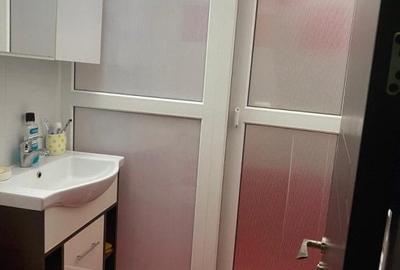 Apartament cu 2 camere decomandat în Casa de Cultură