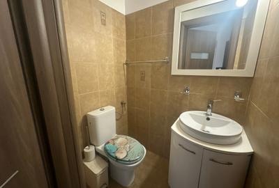 Apartament cu 3 camere decomandat în 13 Septembrie - 14