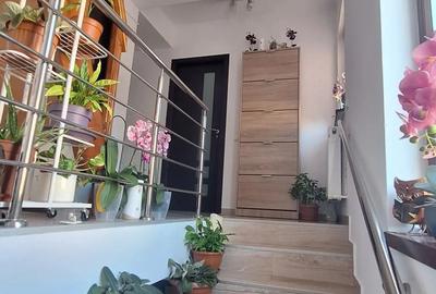 Casă cu 4 camere cu Teren 307 Mp în Popești-Leordeni - 1