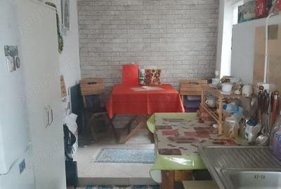 Casă cu 1 camere cu Teren 191 Mp în Central