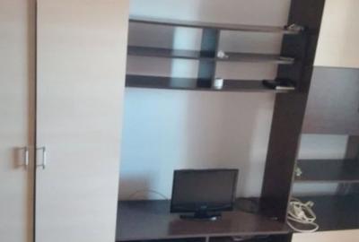 Garsonieră decomandată în CET
