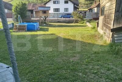 Casă cu 2 camere cu Teren 1325 Mp în Central