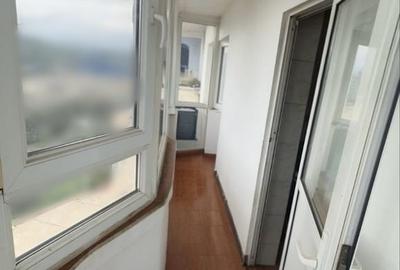 Garsonieră decomandată, mobilată în Nicolina - 6