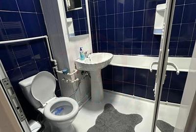 Apartament cu 3 camere în Micro 20