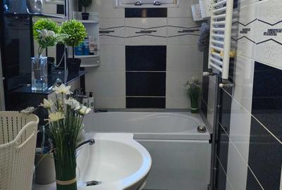 Apartament cu 3 camere semidecomandat în Spitalul Județean - 3