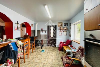 Casă cu 3 camere în Central - 9
