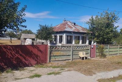 Casă cu 3 camere cu Teren 2120 Mp în Unirea - 6