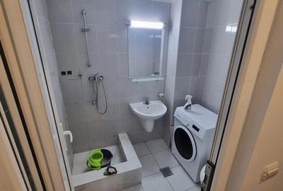 Garsonieră decomandată în Lipovei