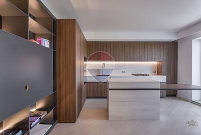 Apartament cu 3 camere semidecomandat, mobilat în Nord-Vest
