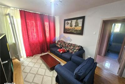 Apartament cu 3 camere semidecomandat în Tătărași