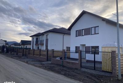 Casă cu 4 camere cu Teren 400 Mp în Tărlungeni - 14