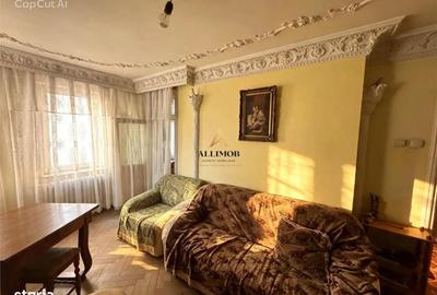 Apartament cu 4 camere în Central