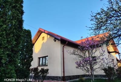 Casă cu 4 camere în Budești - 3