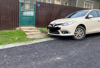 Casă cu Teren 1300 Mp în Făurei - 1