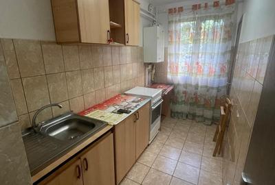 Garsonieră decomandată în Micro 20 - 2
