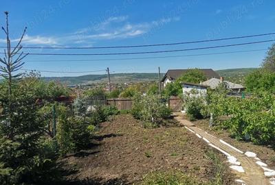 Teren de 1185 mp, în Central
