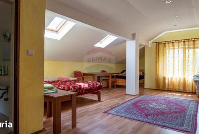 Casă cu Teren 1348 Mp în Dăești