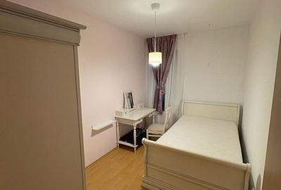 Apartament cu 3 camere decomandat în Titan - 3