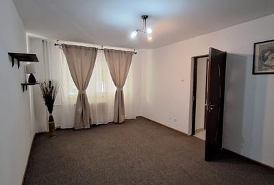 Apartament cu 2 camere decomandat în Turda