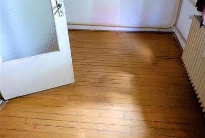 Apartament cu 2 camere semidecomandat în Tătărași