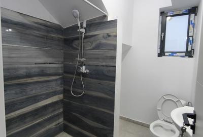 Casă individuală cu 4 camere cu Canalizare în Central - 10