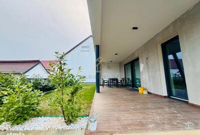 Casă cu 3 camere cu Teren 400 Mp în Central