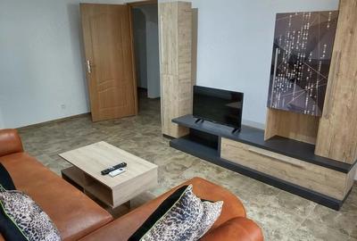 Apartament cu 2 camere decomandat în Central - 1