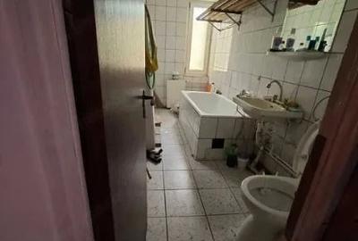 Garsonieră decomandată în Rahova