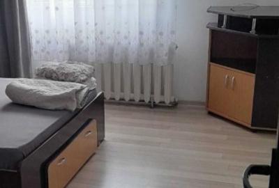 Garsonieră decomandată în Tractorul - 4