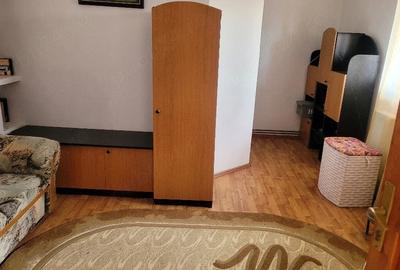 Casă cu 2 camere cu Teren 810 Mp în Central