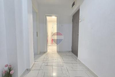 Apartament cu 2 camere decomandat, mobilat în Sud