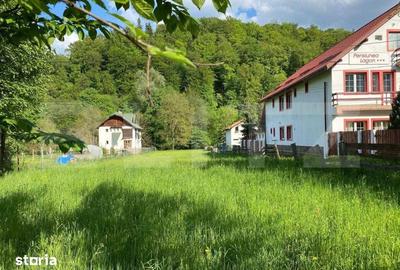 Teren de 1524 mp, în Central