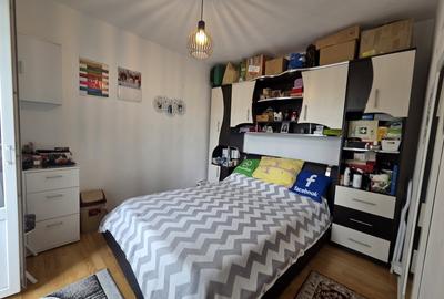 Apartament cu 2 camere nedecomandat, mobilat în Mircea cel Bătrân