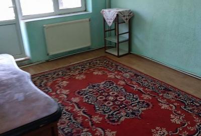 Apartament cu 3 camere decomandat în Gară - 2