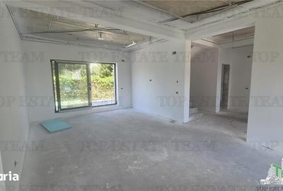 Casă cu 4 camere cu Teren 328 Mp în Central - 2