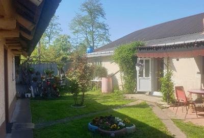 Casă cu 4 camere în Tătărășeni