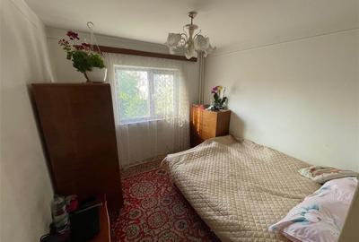 Apartament cu 3 camere decomandat în Galata