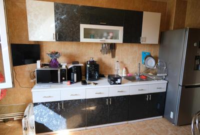 Apartament cu 3 camere decomandat în Central - 2