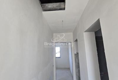 Casă cu 4 camere cu Teren 310 Mp în Central