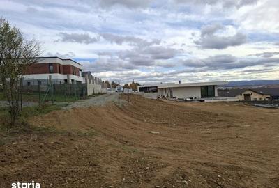 Teren de 10950 mp, în Progresul