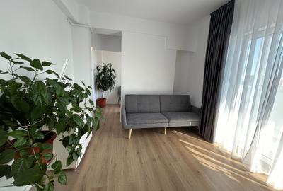 Apartament cu 2 camere decomandat în Romană