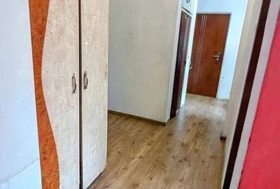 Apartament cu 3 camere decomandat în Vasile Alecsandri
