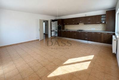 Apartament cu 3 camere decomandat, mobilat în Aeroport
