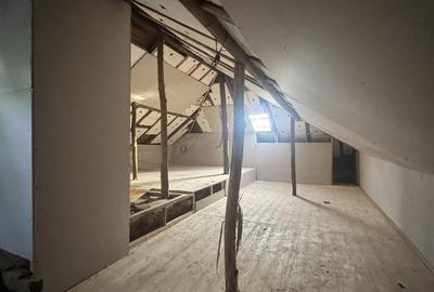 Casă cu 3 camere în Fierbinți