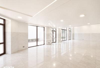 Spațiu comercial, de 466 mp, în Fabric