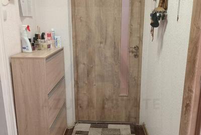 Apartament cu 2 camere decomandat în Mihai Viteazul
