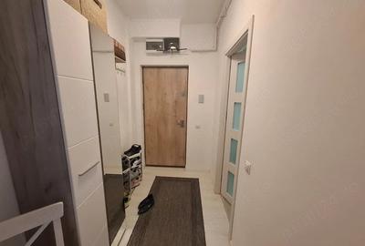 Apartament cu 4 camere nedecomandat în Central