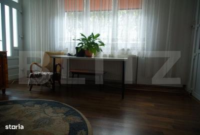 Casă cu 3 camere în Central