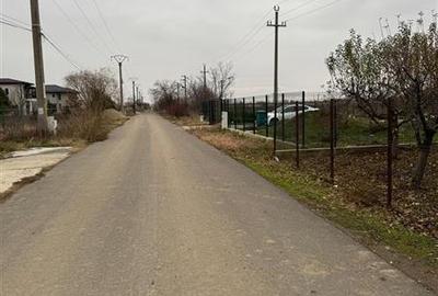 Teren Construcții intravilan de 585 mp, în 1 Decembrie